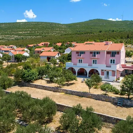 Sonja Vacation Feriehus *